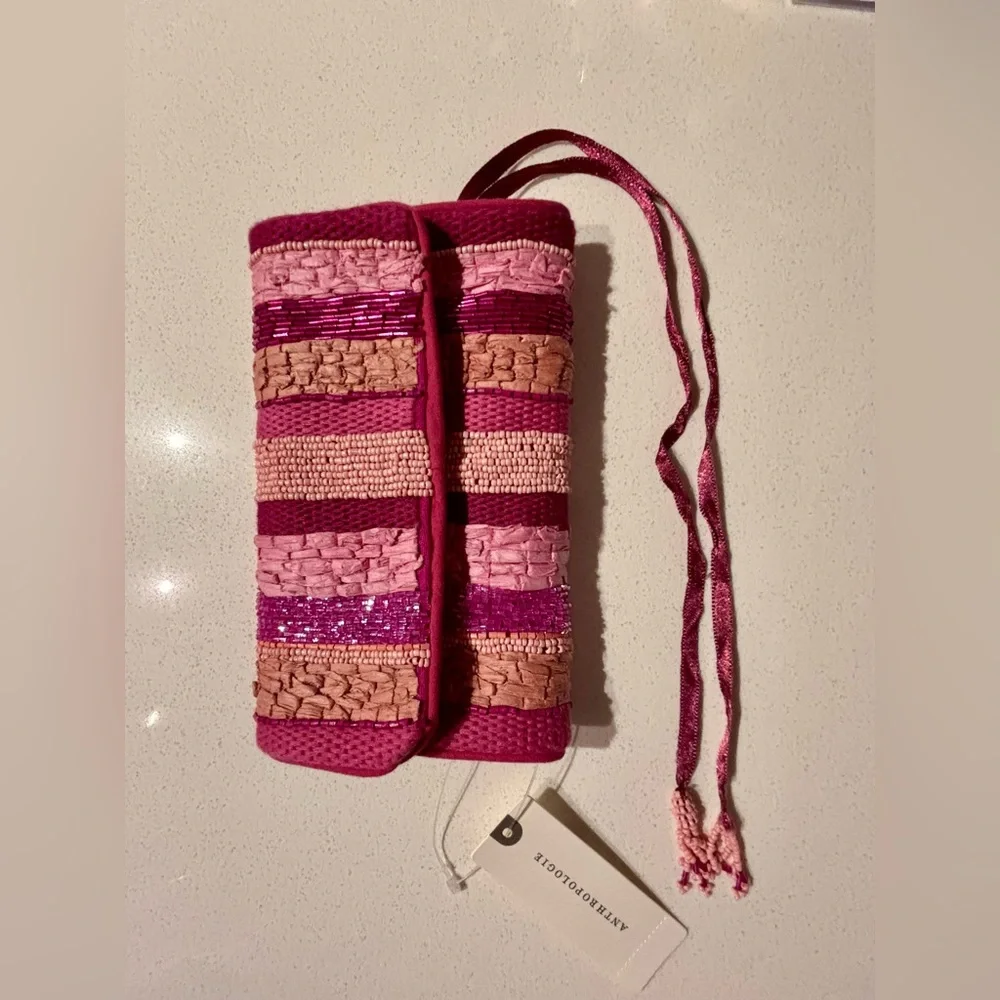 NWT Anthropologie Beaded Pink Travel Pouch - Picture 7 of 7
